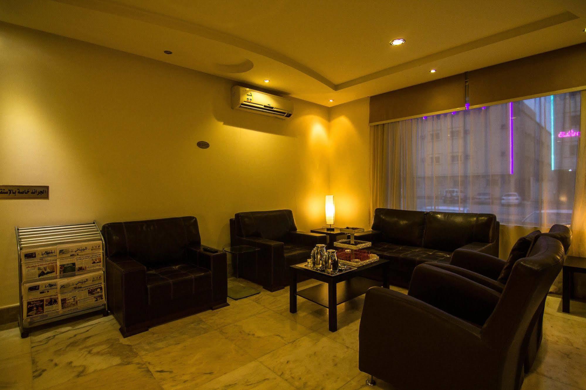 Al Makan Suites 101 By Al Azmy Riade Exterior foto